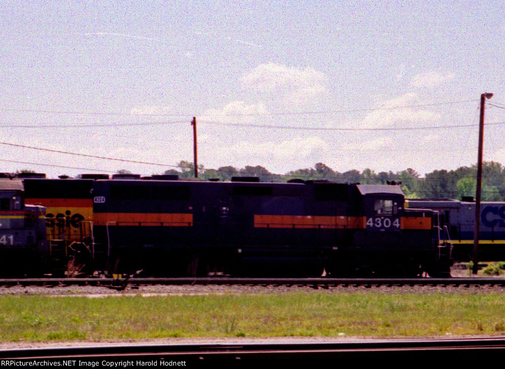 CSX 4304